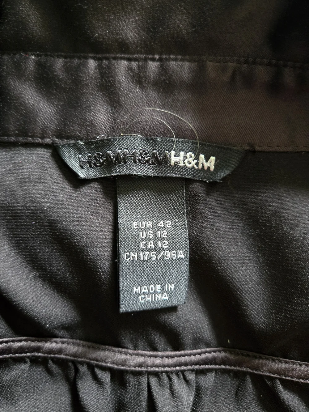 H&M Black Satin Puff Sleeve Blouse — Size 12 🖤✨ - Picture 3 of 3